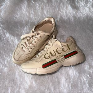 Gucci Rhyton Gucci Logo Leather Sneaker